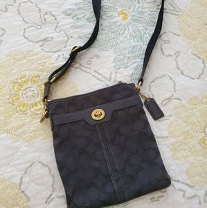 Crossbody purse